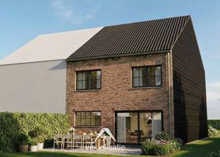 <p>Bent u op zoek naar een moderne en energiezuinige nieuwbouwwoning op een rustige locatie?<br />Deze hedendaagse woning in <strong>Ijzerland te Desselgem</strong> wordt aangeboden als <strong>voorontwerp/concept</strong>, waardoor u nog de kans krijgt om de woning mee vorm te geven volgens uw eigen wensen.</p>
<p>Het ontwerp werd uitgewerkt door <strong>W-architecten</strong> en combineert een <strong>tijdloze architectuur met een doordachte indeling en veel lichtinval</strong>. Op het gelijkvloers bevindt zich een ruime open leefruimte met zithoek, eethoek en keuken met eiland. Dankzij de grote raampartijen geniet u van een aangename connectie met de tuin en het terras.</p>
<p>Verder beschikt het gelijkvloers over een inkomhal met gastentoilet, een praktische berging/wasplaats en een <strong>inpandige garage</strong>.</p>
<p>Op de verdieping vindt u <strong>drie volwaardige slaapkamers</strong>, een <strong>badkamer met ligbad en dubbele wastafel</strong>, een <strong>aparte douchekamer</strong>, een <strong>apart toilet</strong> en een praktische <strong>dressing</strong>.<br /><br />De zolderverdieping kan nog volledig worden ingericht indien gewenst.<br /><br /><strong>Indeling en troeven:</strong><br />✅ Ruime en lichtrijke leefruimte met zithoek en eethoek<br />✅ Open keuken met eiland en zicht op de tuin<br />✅ 3 volwaardige slaapkamers en 2 badkamers<br />✅ Inpandige garage en praktische berging<br />✅ Energiezuinige nieuwbouwwoning<br />✅ Rustige en aangename ligging in Desselgem<br />✅ <strong>Conceptwoning met mogelijkheid tot aanpassingen</strong></p>
<p>De woning wordt<strong> aangeboden als voorontwerp,</strong> waardoor zowel de <strong>indeling als de afwerking nog kunnen worden aangepast aan uw wensen.</strong> Het project vertrekt vanuit het lastenboek van bouwcoördinator Your Home, dat nog volledig kan worden bijgestuurd op basis van de keuzes van de koper.</p>
<p>Bent u op zoek naar een nieuwbouwwoning die u nog mee kan vormgeven volgens uw eigen smaak en woonwensen?<br />Neem dan gerust contact met ons op voor meer informatie, de plannen of een persoonlijk gesprek.</p>
<p><em>- Vraagprijs exclusief btw en kosten -</em></p>