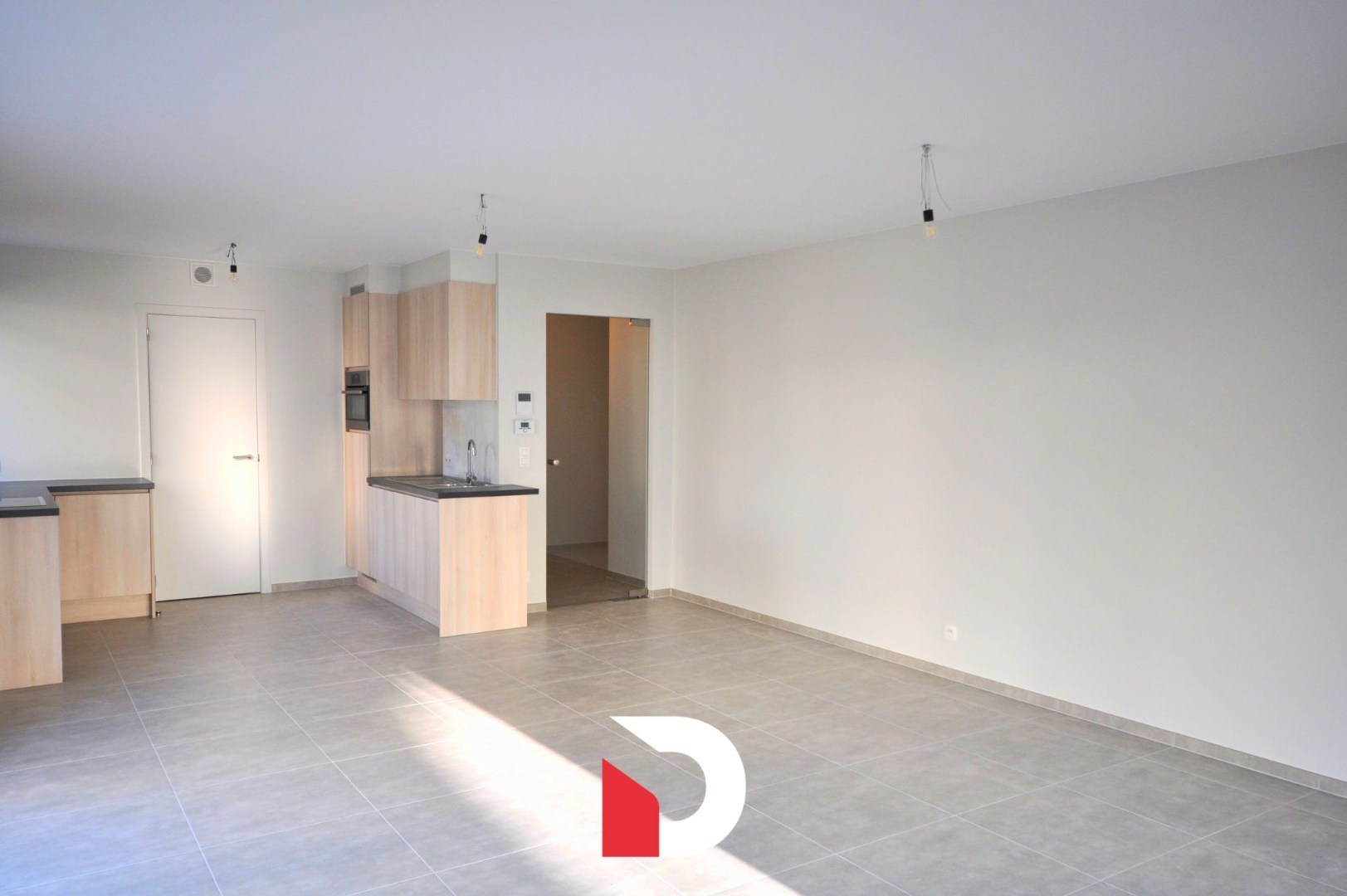 Lichtrijk gelijkvloers appartement met twee slaapkamers en 55 m² terras. - foto 4