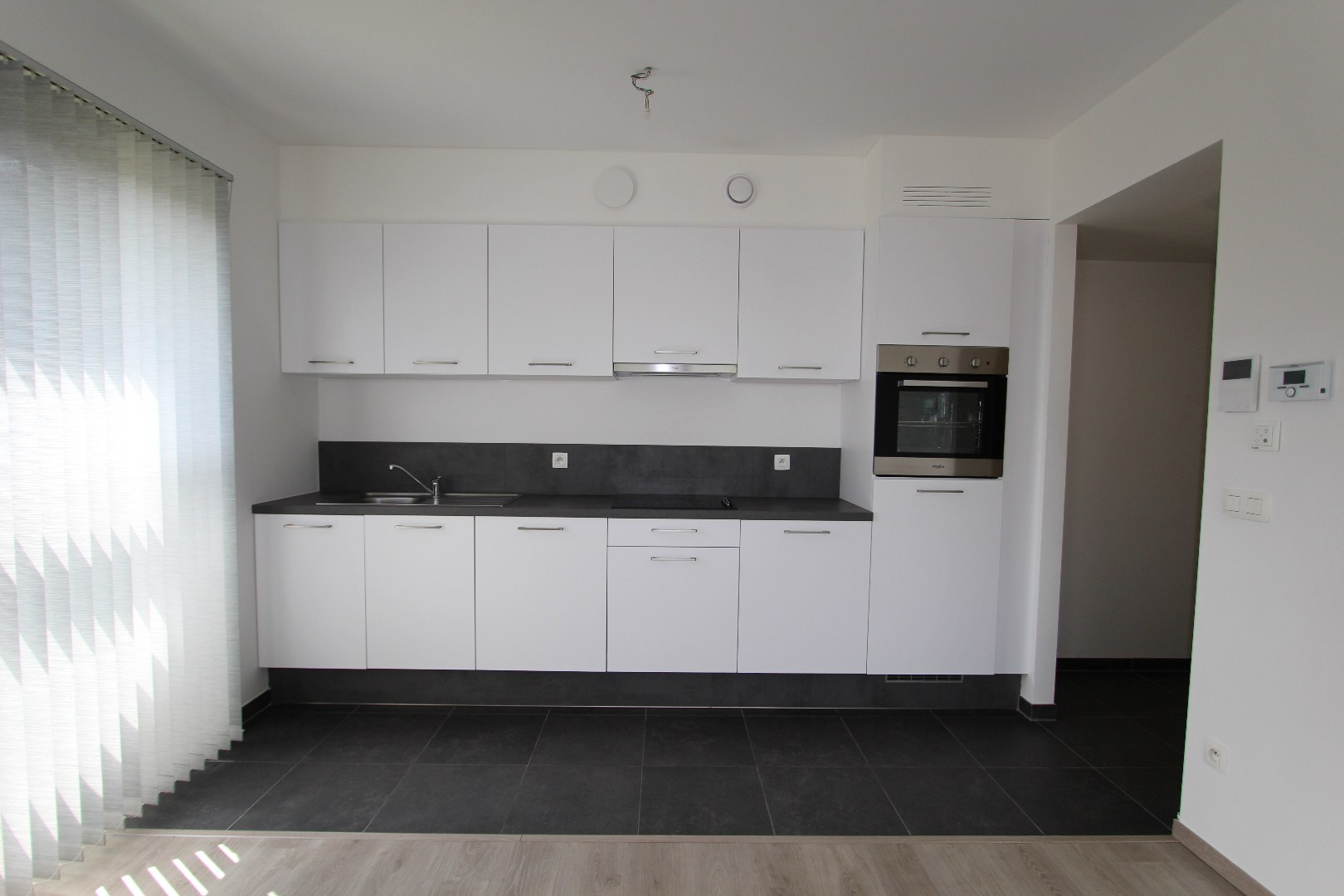 Modern appartement met ruim terras + autostaanplaats, rustige ligging in randstad Tongeren - foto 5