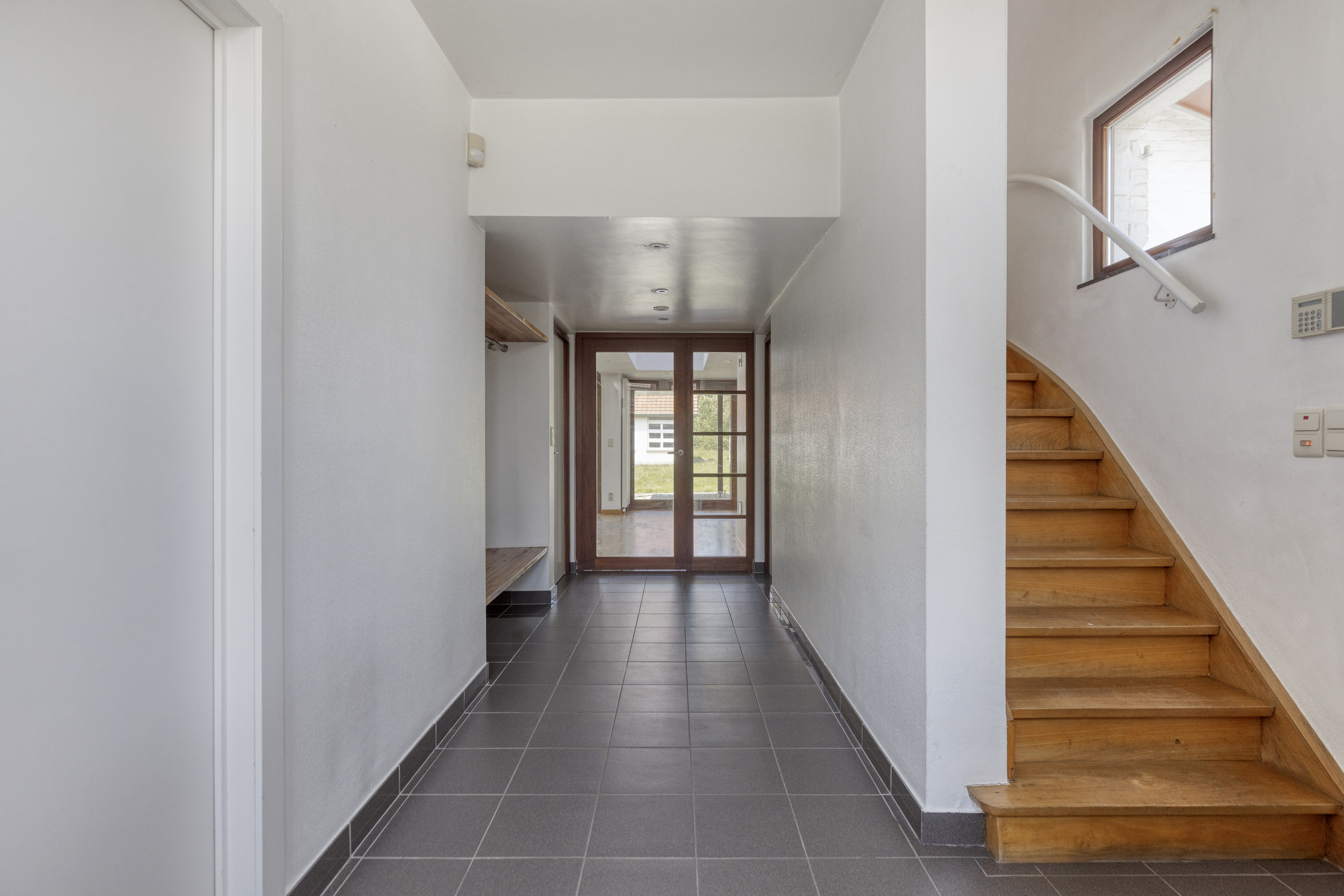 Karaktervolle villa met 4 slaapkamers en ruime tuin - foto 4