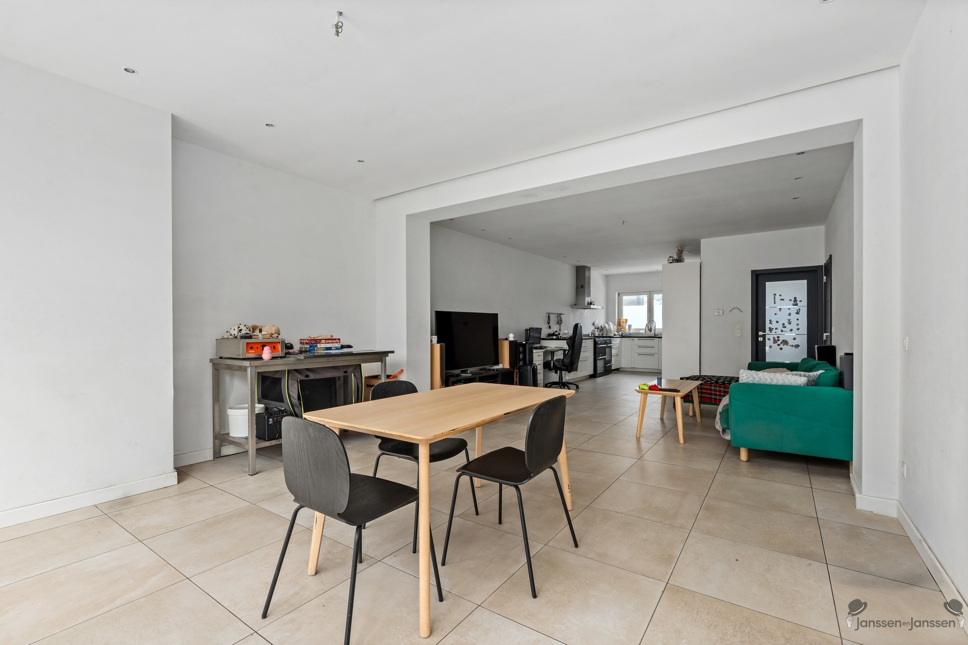 Woning met 3 (mog. 5) slaapkamers op centrale ligging - foto 4
