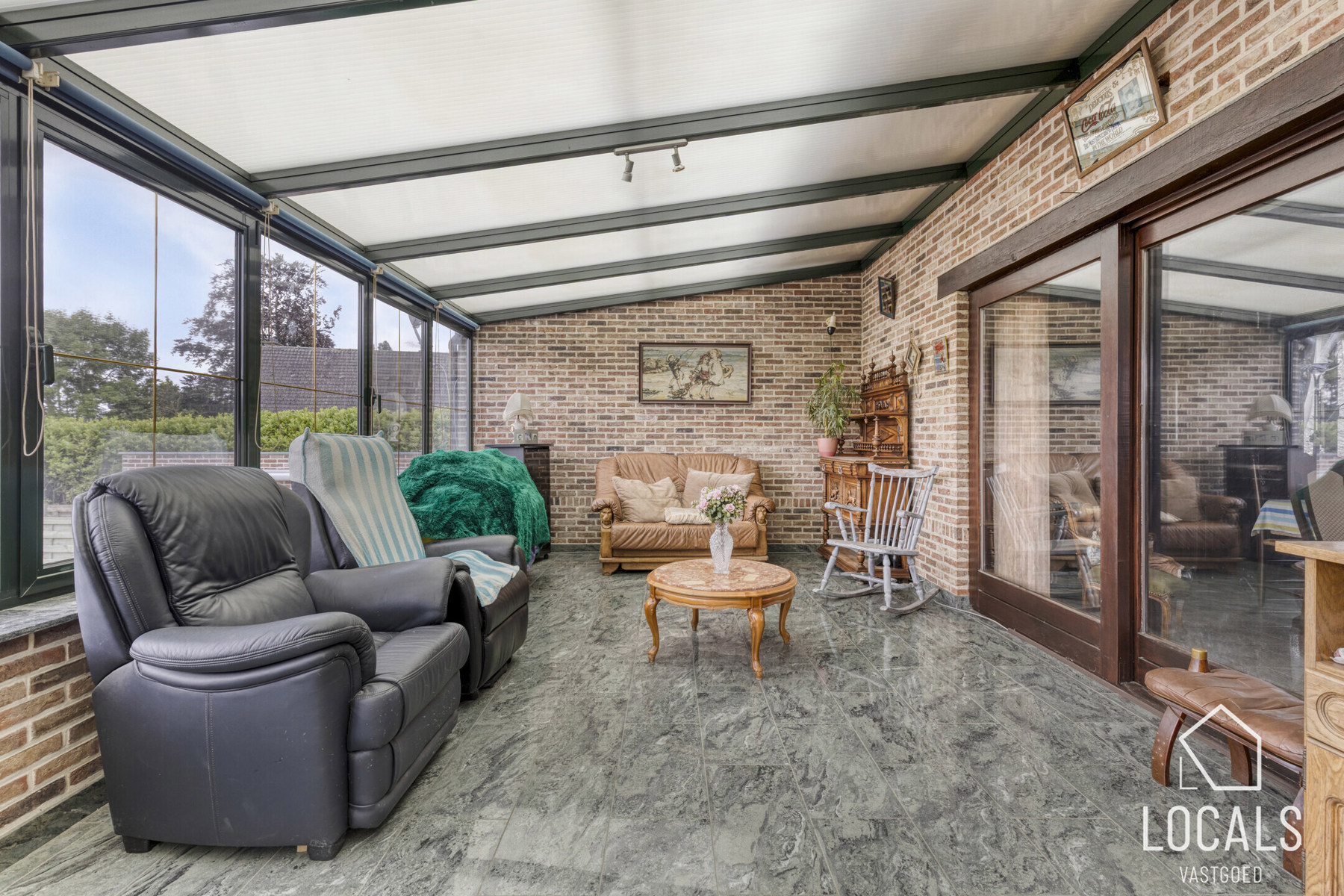 Zeer goed onderhouden ruime open bebouwing te Kerksken - foto 3