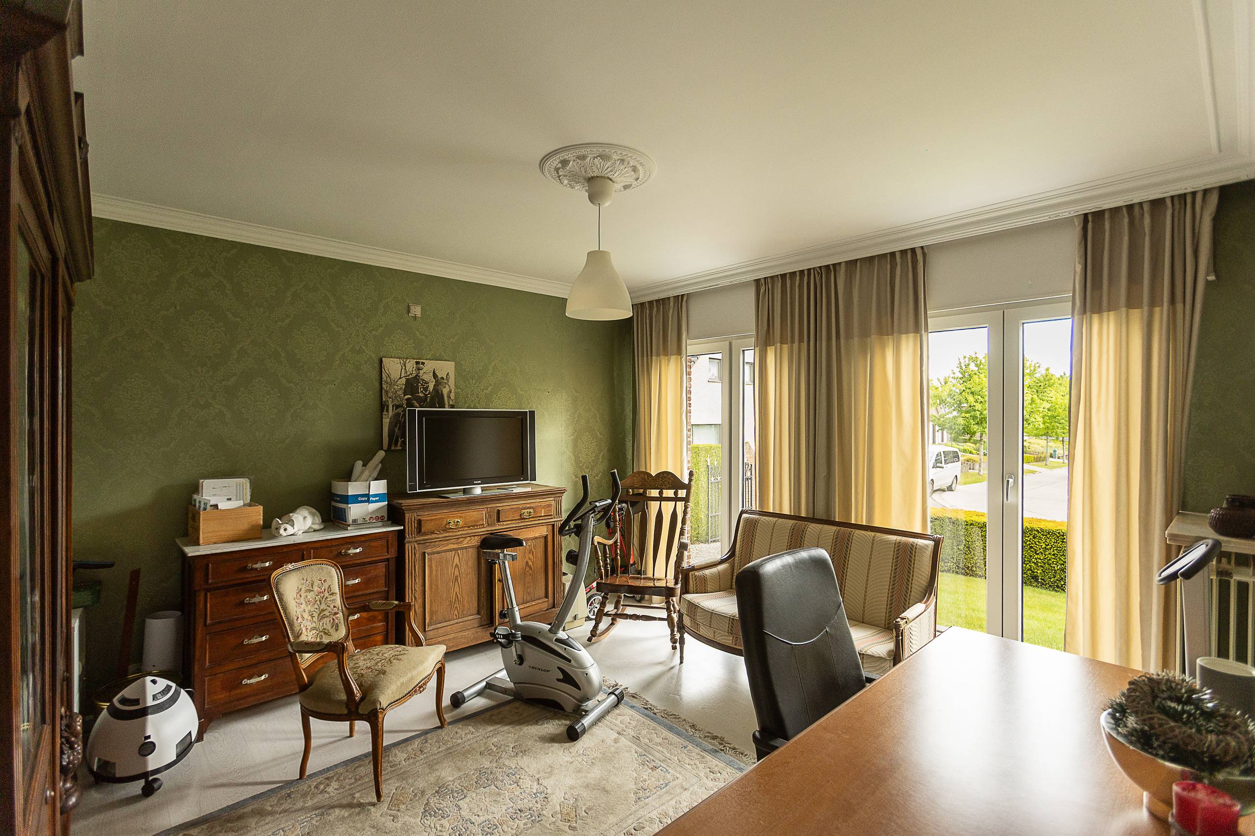 Karaktervolle, perfect onderhouden woning in Aalter - foto 4