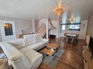 Ready to move in, very well maintained house located in Schriek, on the border with Putte.This house was completely renovated in 2006 with new...