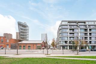 Op het bruisende Eilandje naast het Red Star Line Museum bevindt zich deze commerciële ruimte.Commerciële ruimte van ca. 213 m2 gelegen in één van de...