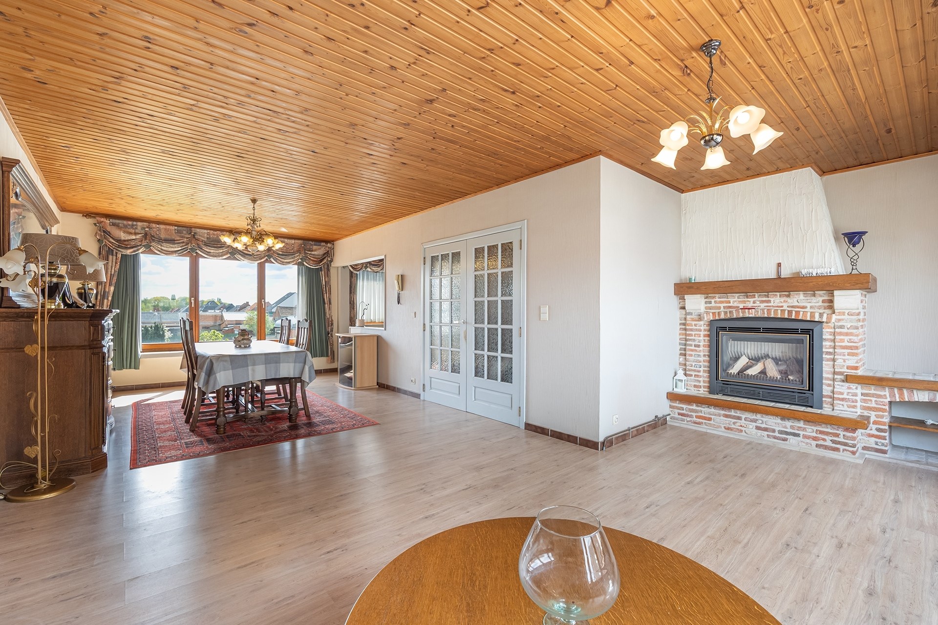 Op te frissen bel-étage woning met 3 slaapkamers en grote garage &amp; tuin - foto 4