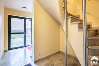 Ben je op zoek naar een opbrengstgebouw met verhuurde appartementen in Aalst? Lees dan zeker verder!Dit appartementsgebouw bevindt zich op een...