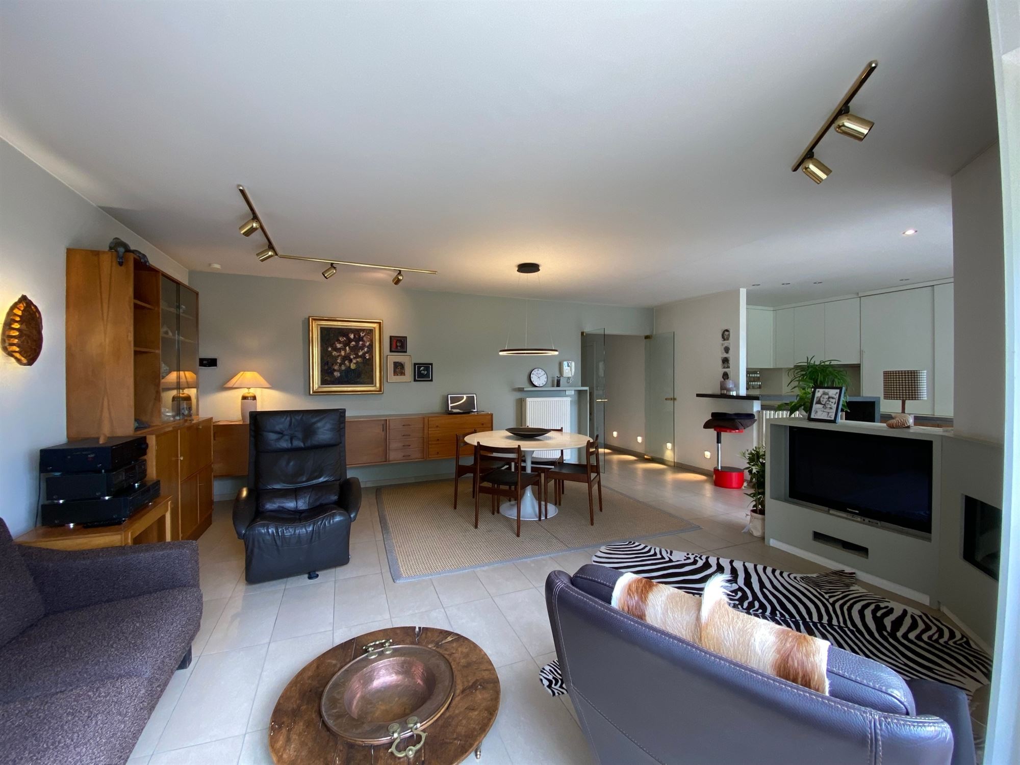 Apartment - photo 5