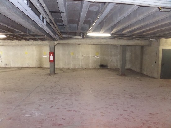 Garage à louer à Bruges - photo 4