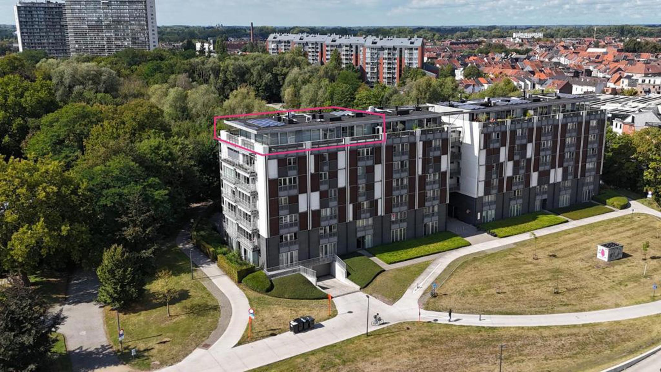 Apartment for sale in Ghent with 3 bedrooms - photo 1