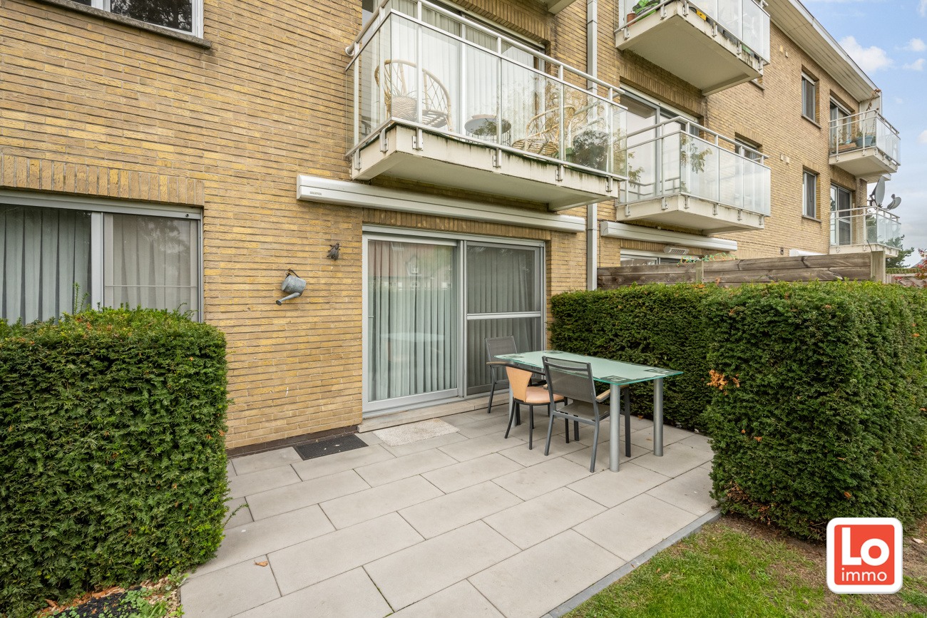 Instap klaar gelijkvloers appartement met garage in het hartje van Lochristi! - foto 1