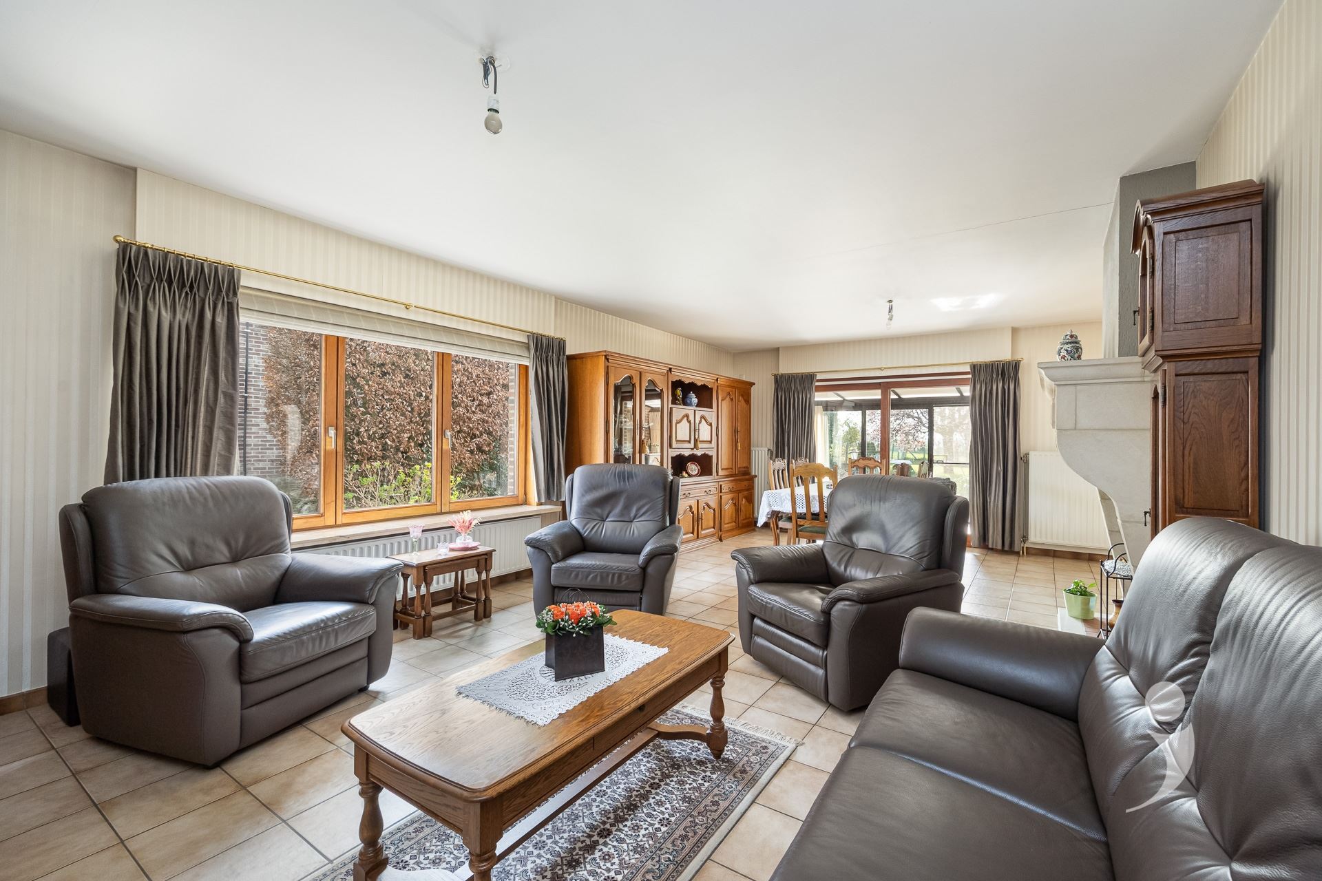 Instapklare en ruime woning met zicht op de velden! - foto 4