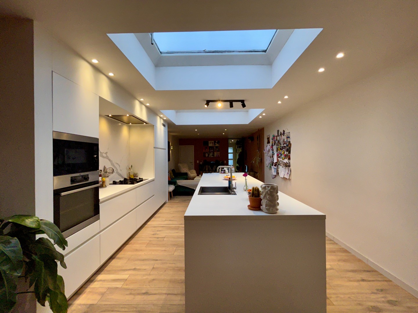 Instapklare woning met 3 slaapkamers en tuin te Heule (Kortrijk)! - foto 5