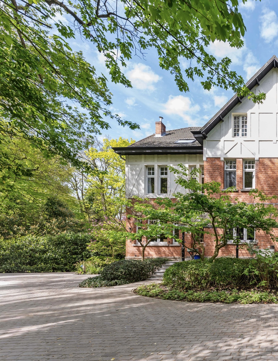 BRASSCHAAT- Herenhuis met grote tuin, rustig en privé! - foto 2