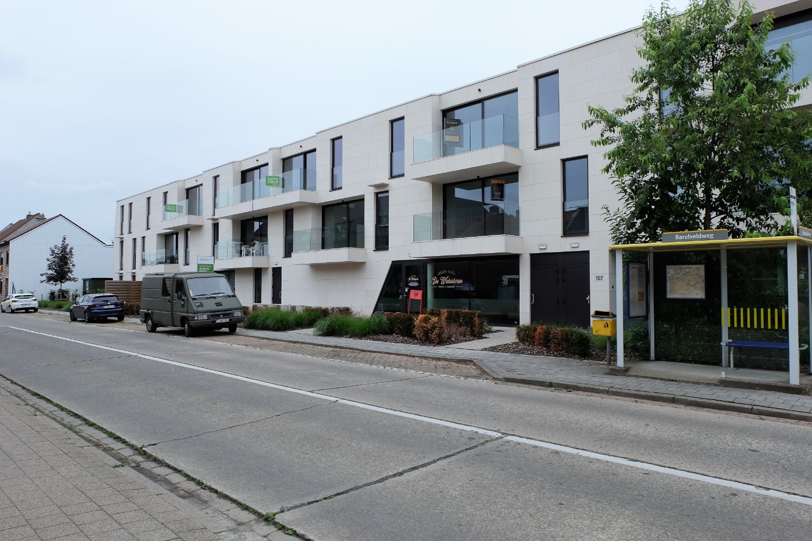 Modern licht appartement te Bornem - foto 2