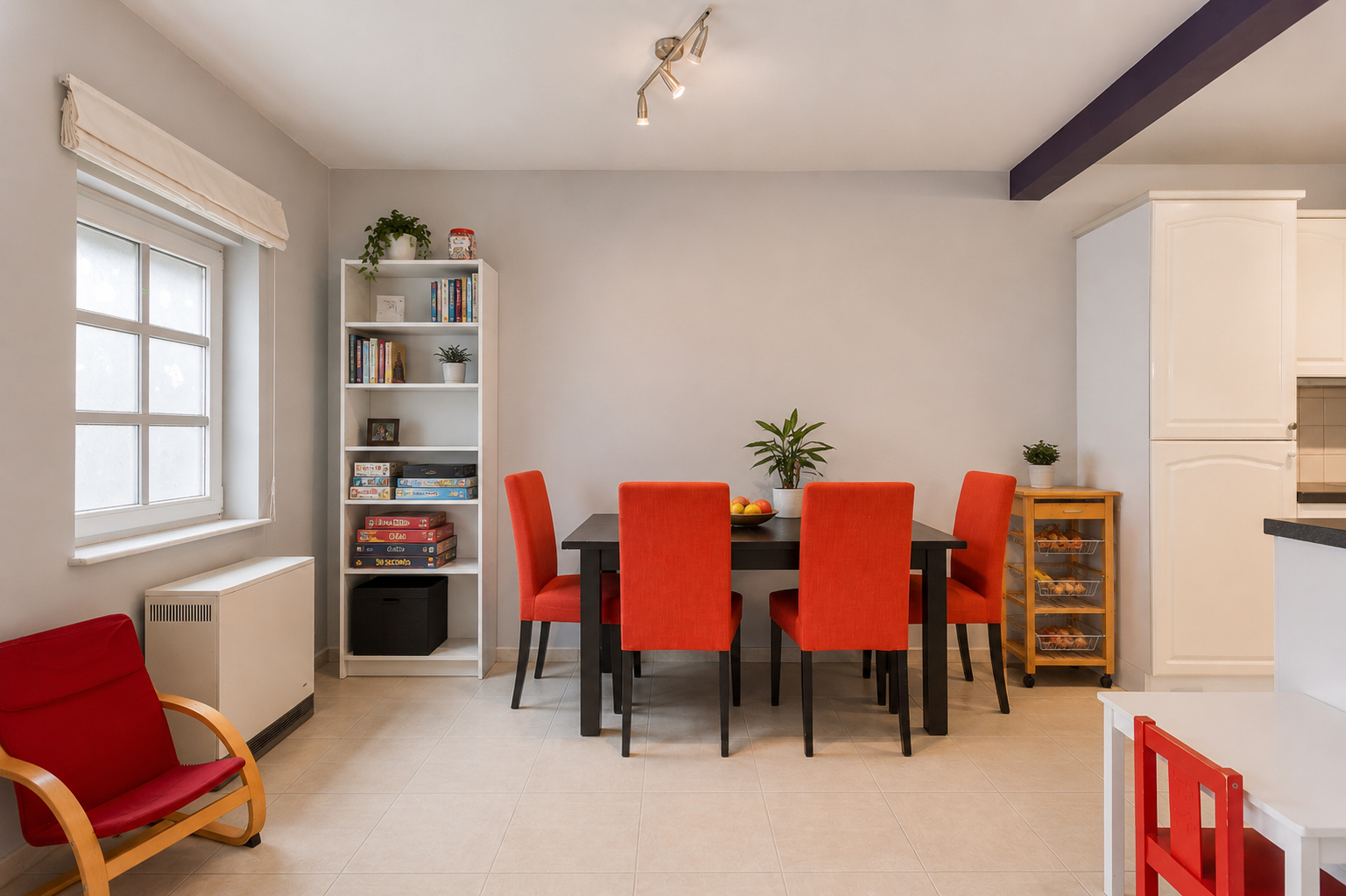 Verzorgd 2-slaapkamerappartement met garage in Buizingen - foto 4