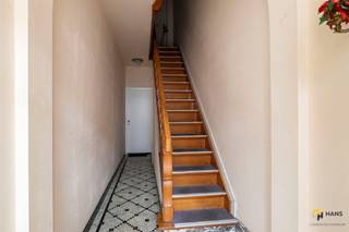 Opbrengsteigendom (204 m²) bestaande uit 3 appartementen in Merksem.Deze goed onderhouden opbrengsteigendom omvat drie stabiel verhuurde...