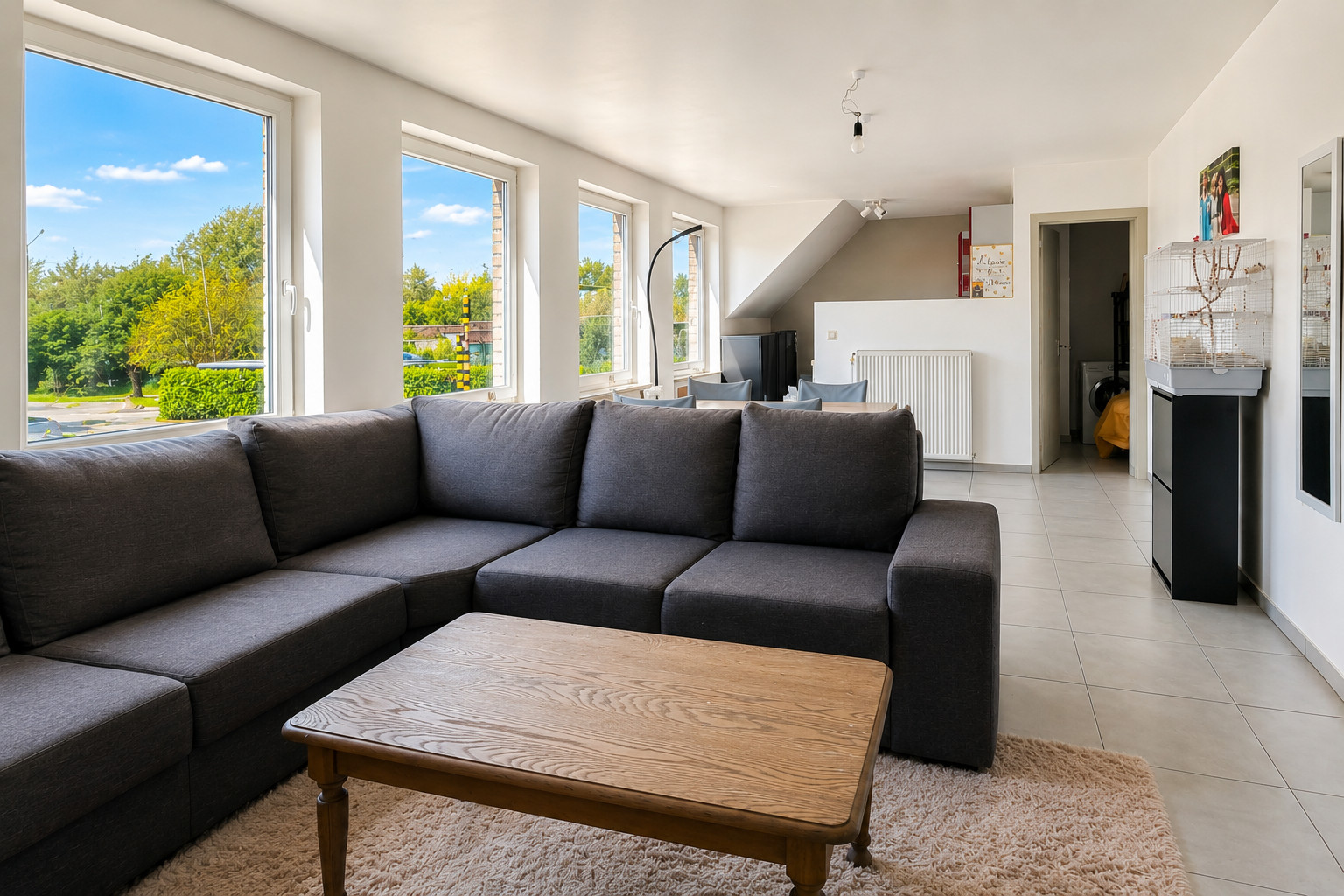 Duplex met garagebox en verrassend veel ruimte - foto 1