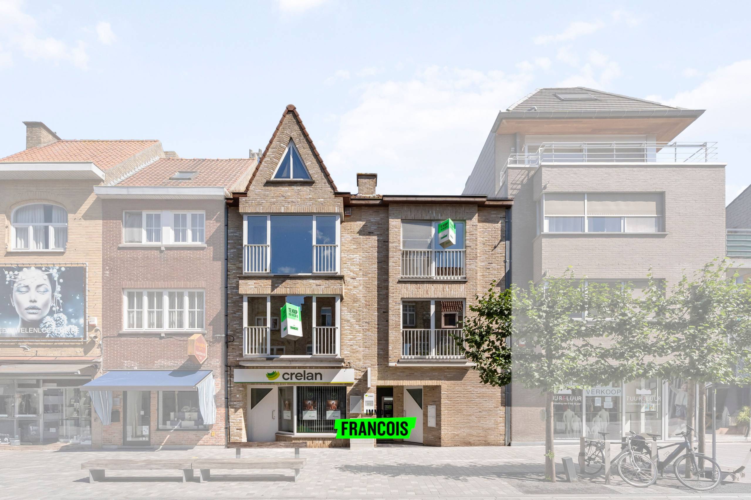 Opbrengsteigendom met woon- en werkfunctie in het centrum van Diksmuide te koop - foto 1