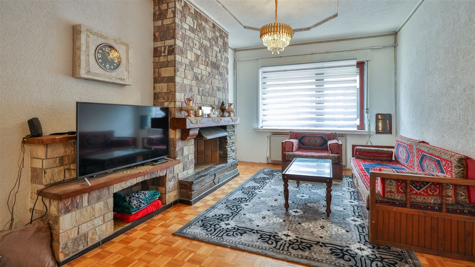 Centraal gelegen en zeer ruime woning te koop - foto 5