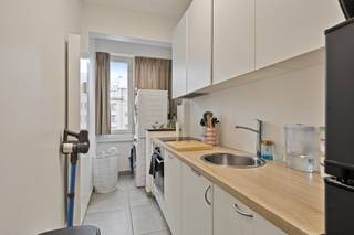 Dit instapklare appartement in Antwerpen is ideaal als startersappartement. Het appartement is gelegen in de Sint-Antoniusstraat, een zijstraat van...