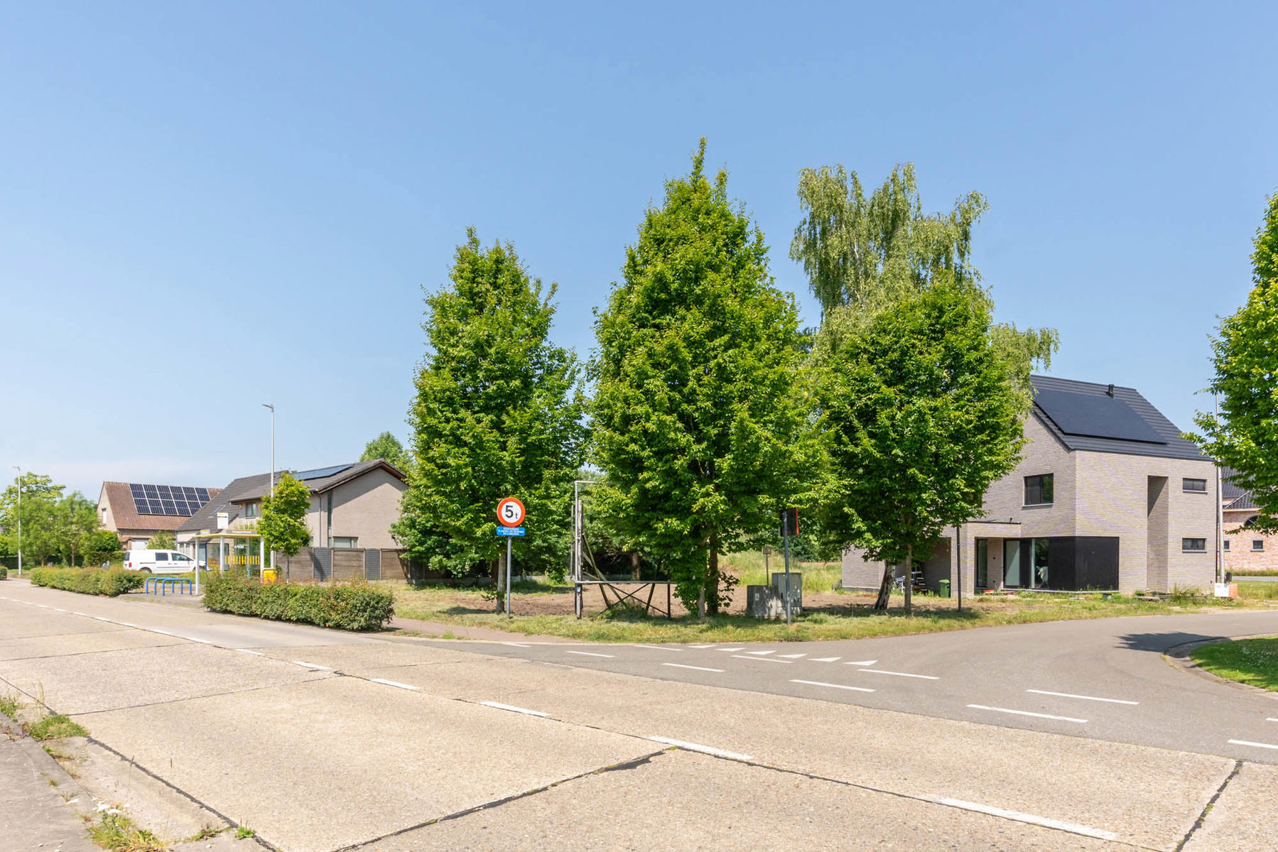 Prachtig perceel voor open bebouwing (7a 74ca) - foto 3