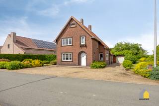 House for sale in Maaseik