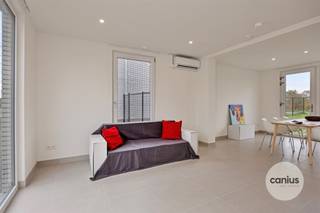 HEDENDAAGSE & ENERGIEZUINIGE WONING MET 4 SLKS Wij bevinden ons in Bekkevoort, een gemeente gelegen in de provincie Vlaams-Brabant. Deze woning...