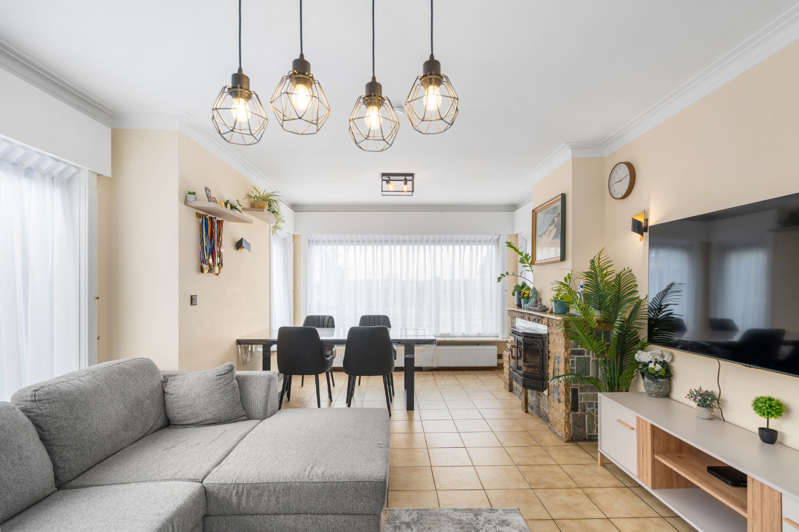 Alleenstaande woning met 3 slaapkamers en 2 garages te Koekelare - foto 5