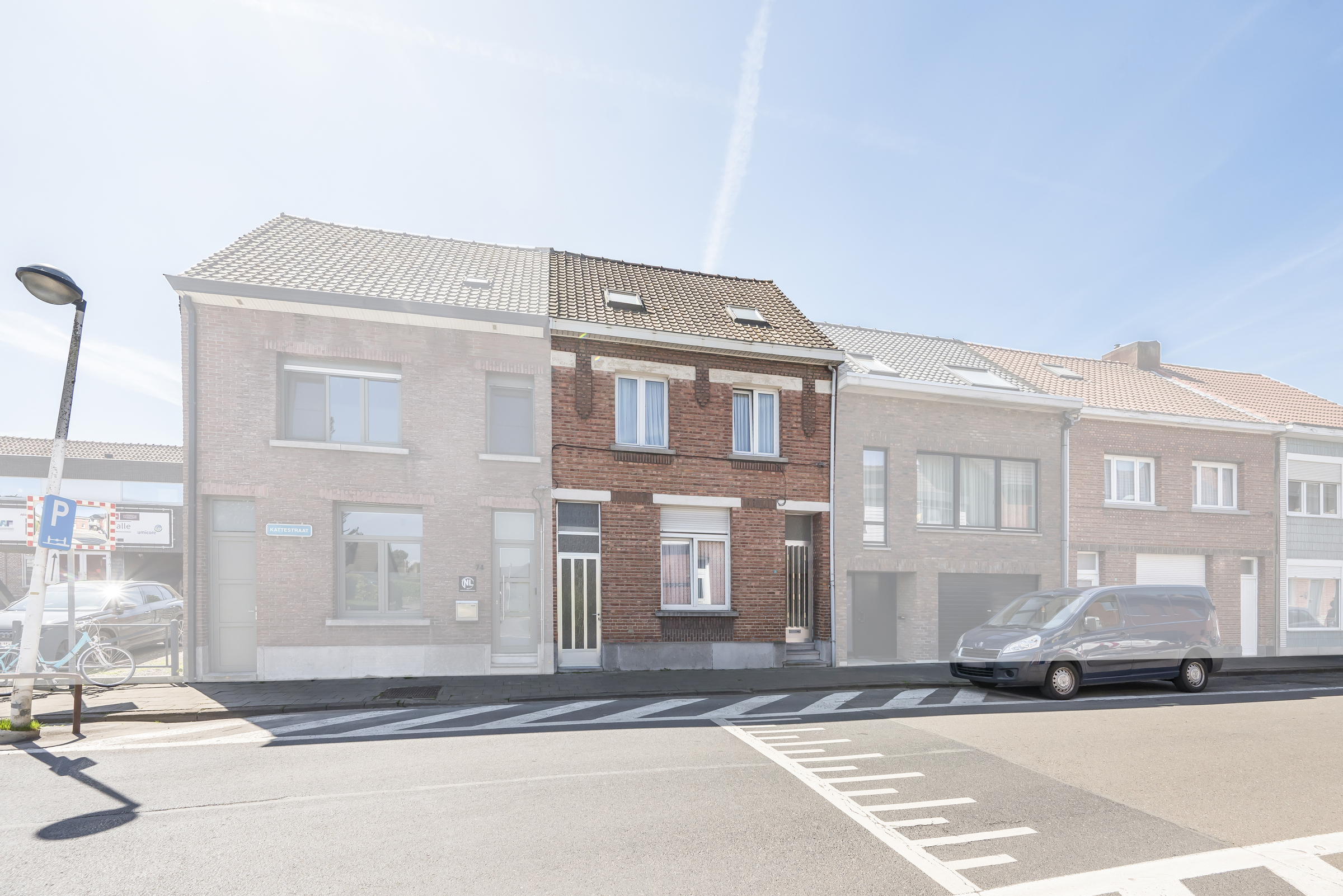 Ruime woning met zuidgerichte tuin en 5 slaapkamers! - foto 1