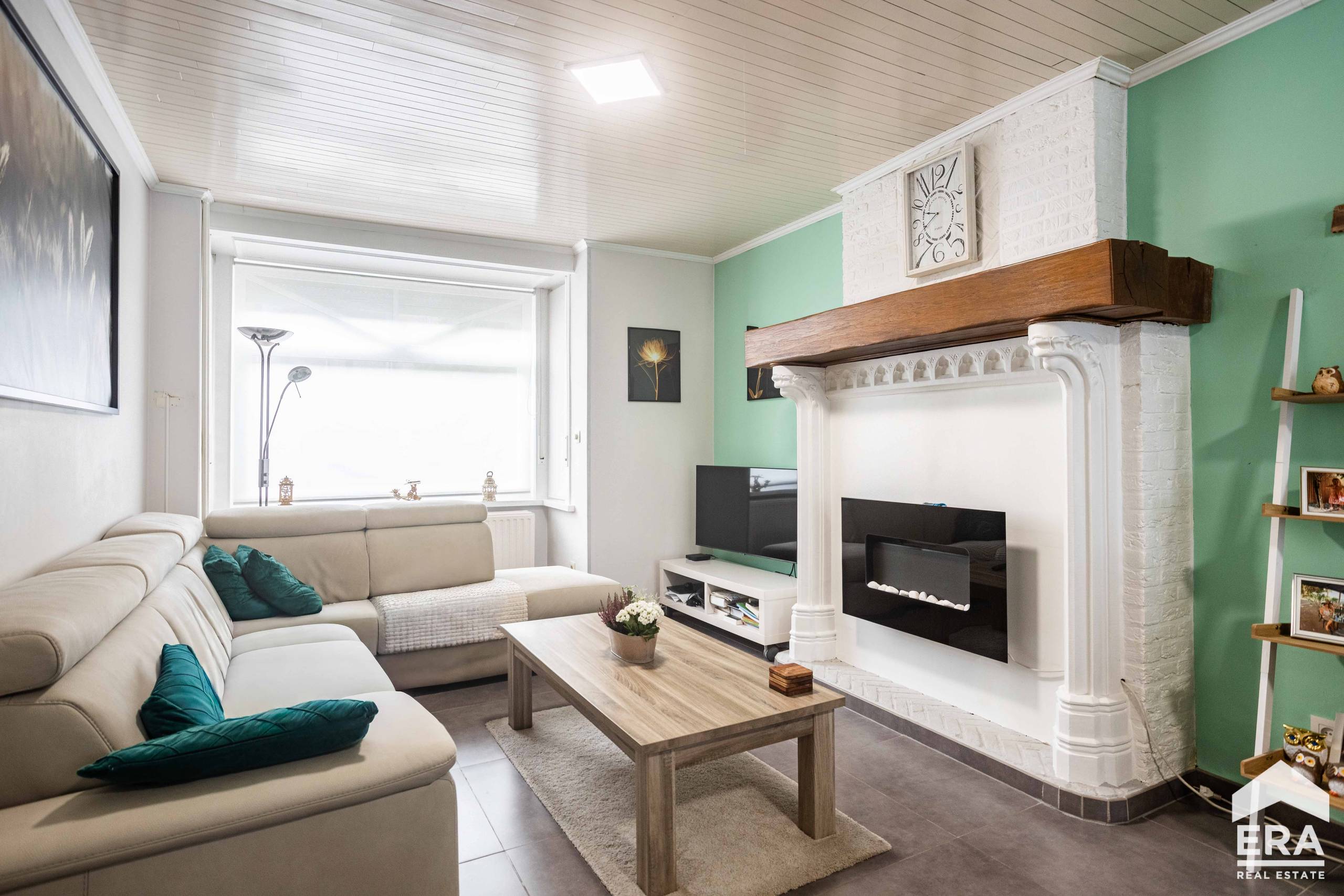 Charmante woning met garage en terras op gunstige locatie - foto 5