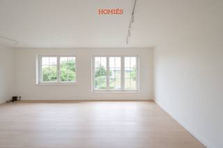 Dit recent gerenoveerde appartement (2025) op Egenhovenweg 36 in Heverlee biedt een perfecte combinatie van energiezuinig wonen, comfort en...