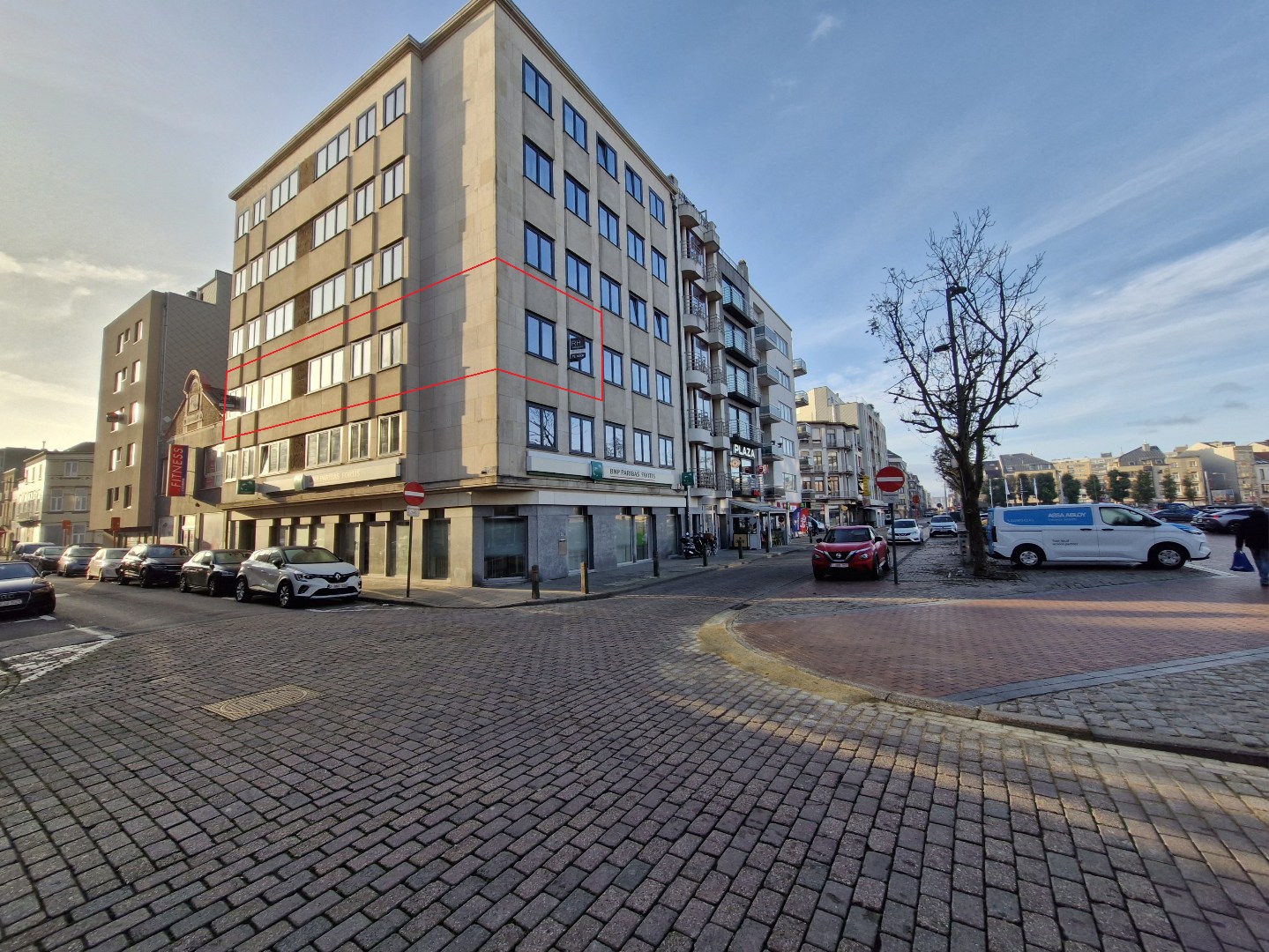 Groot hoekappartement met open zicht over de markt te Blankenberge - foto 2