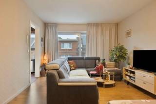 Energiezuinig 2slaapkamer appartement in Halle centrum.In een vernieuwde residentie op de hoek met de Arkenvest (enkel toegankelijk voor bewoners en...