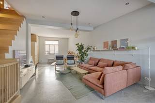 DISCOVERY DAY: zat. 13/12 van 10u en 12u.Kom als eerste deze woning bezoeken! Opgelet, enkel op afspraak! www.doorniksesteenweg579.beOp een...