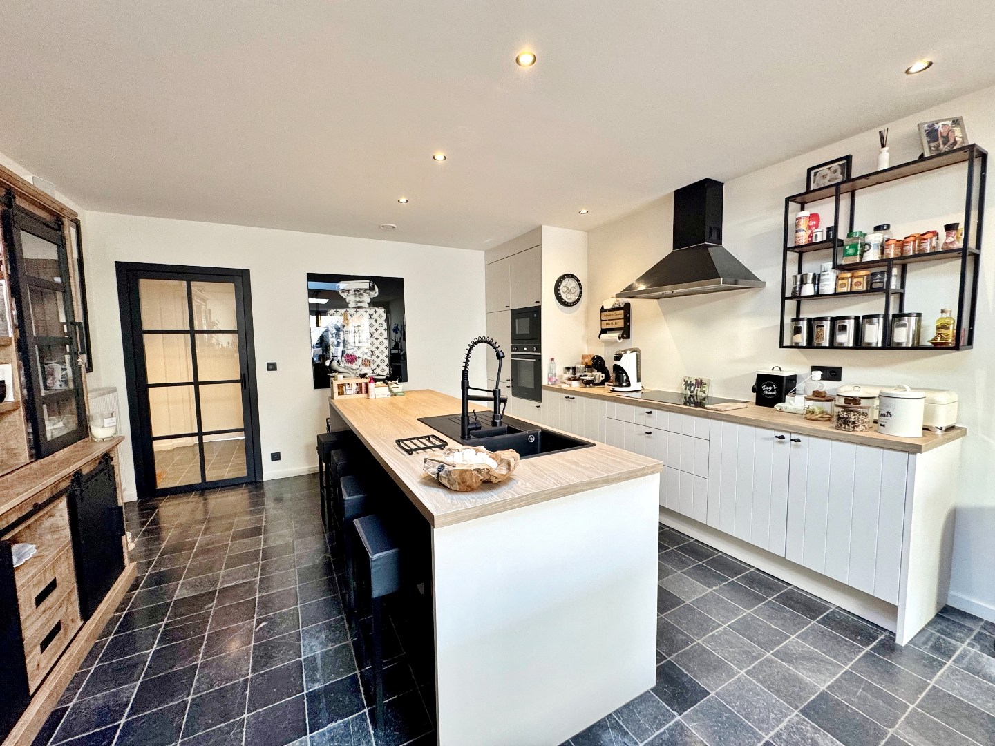 Recente instapklare gezinswoning met zonnige tuin op rustige centrale ligging. ( EPC: A ) - foto 5