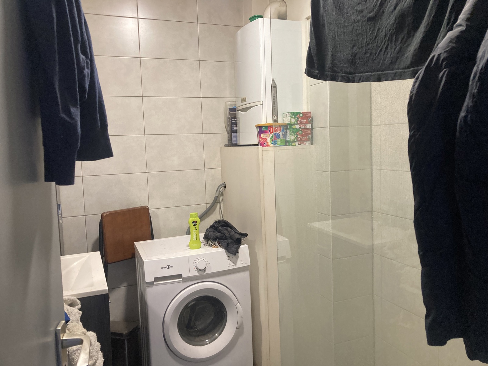 Centraal gelegen, te renoveren appartement met 2 slaapkamers! - foto 5