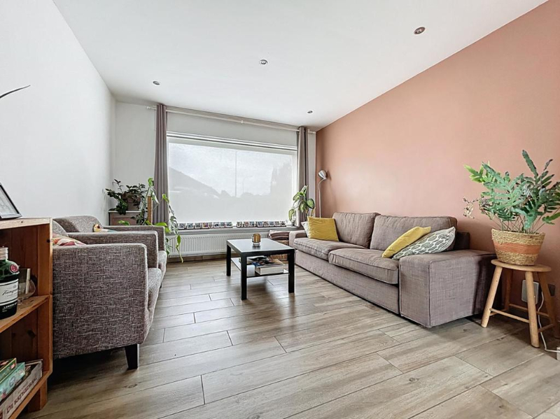 Instapklare halfopen bebouwing met 3 slpks, tuin en garage - foto 3