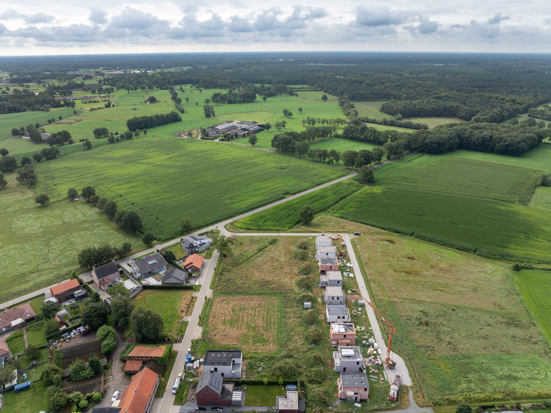 Bouwgrond 645m² voor open bebouwing met 1.501m² achtergrond - foto 4