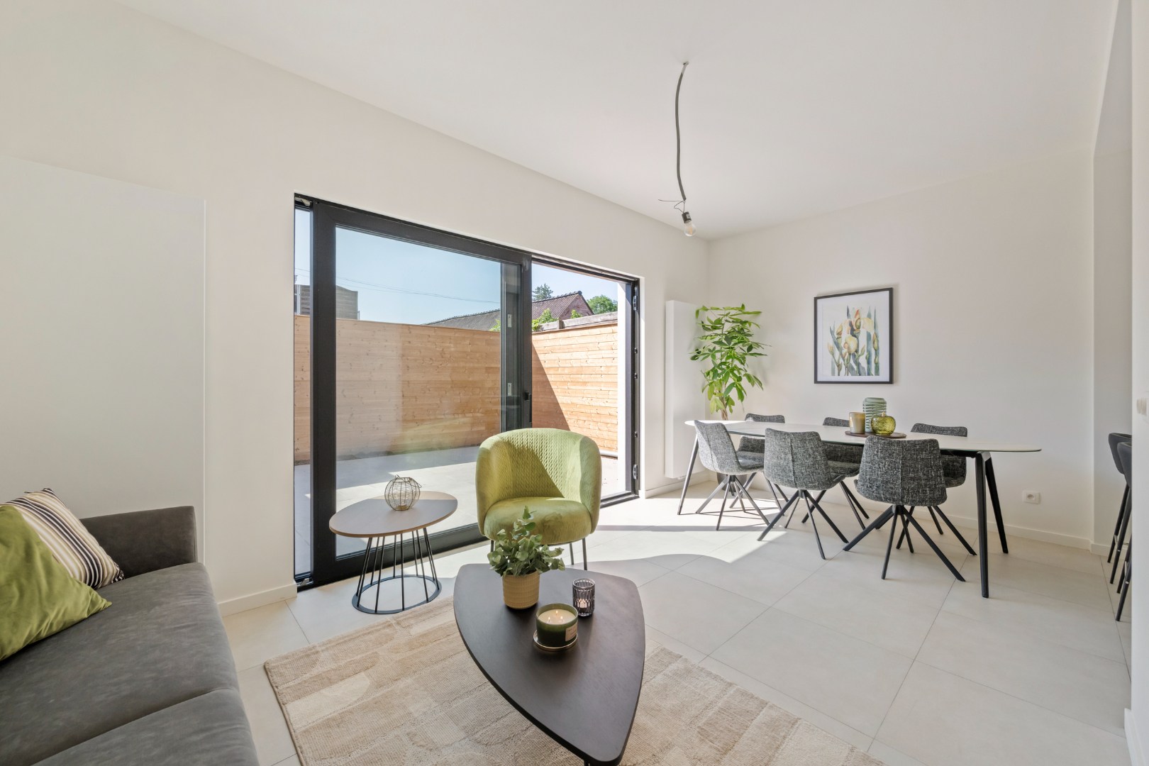 Maison prête à emménager avec 4 chambres, 2 salles de bains, un garage et 2 terrasses ensoleillées à Dadizele. - photo 4
