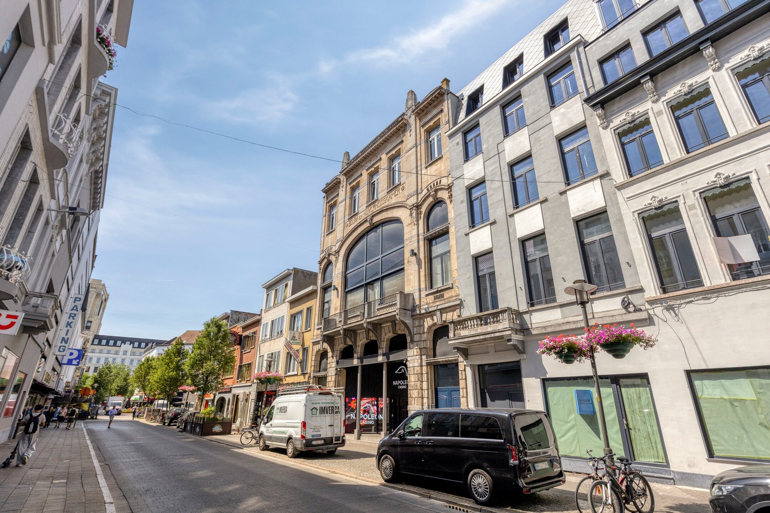 Gerenoveerd 2-slaapkamerappartement met terras in hartje Antwerpen - foto 3