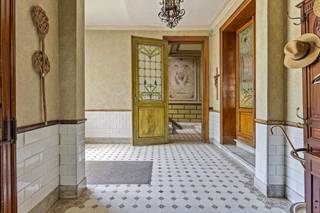 Ce charmant bâtiment patrimonial du centre-ville d'Ardooie est une belle opportunité pour ceux qui recherchent une propriété exceptionnelle avec...