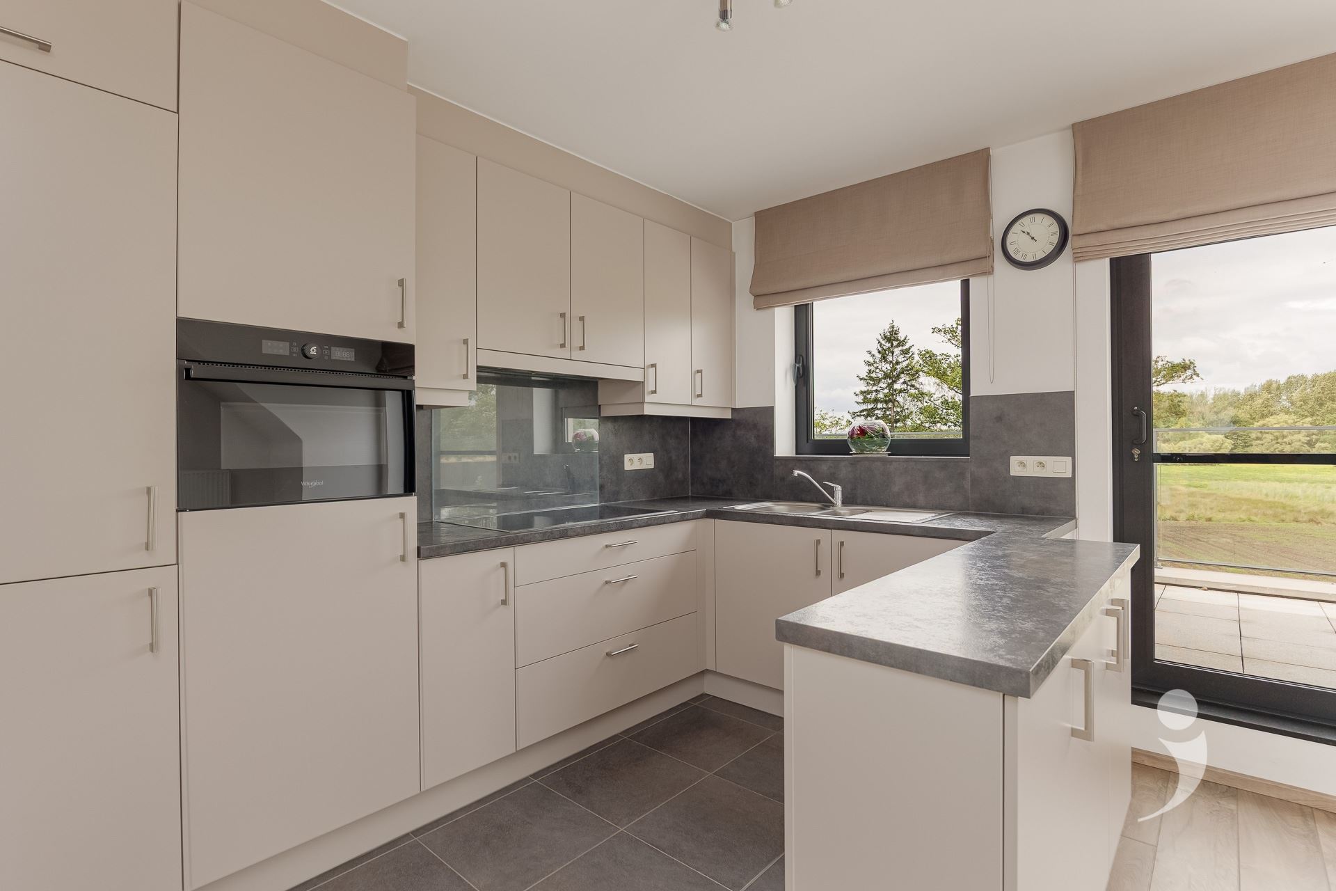 Ruim appartement op een toplocatie! - foto 5