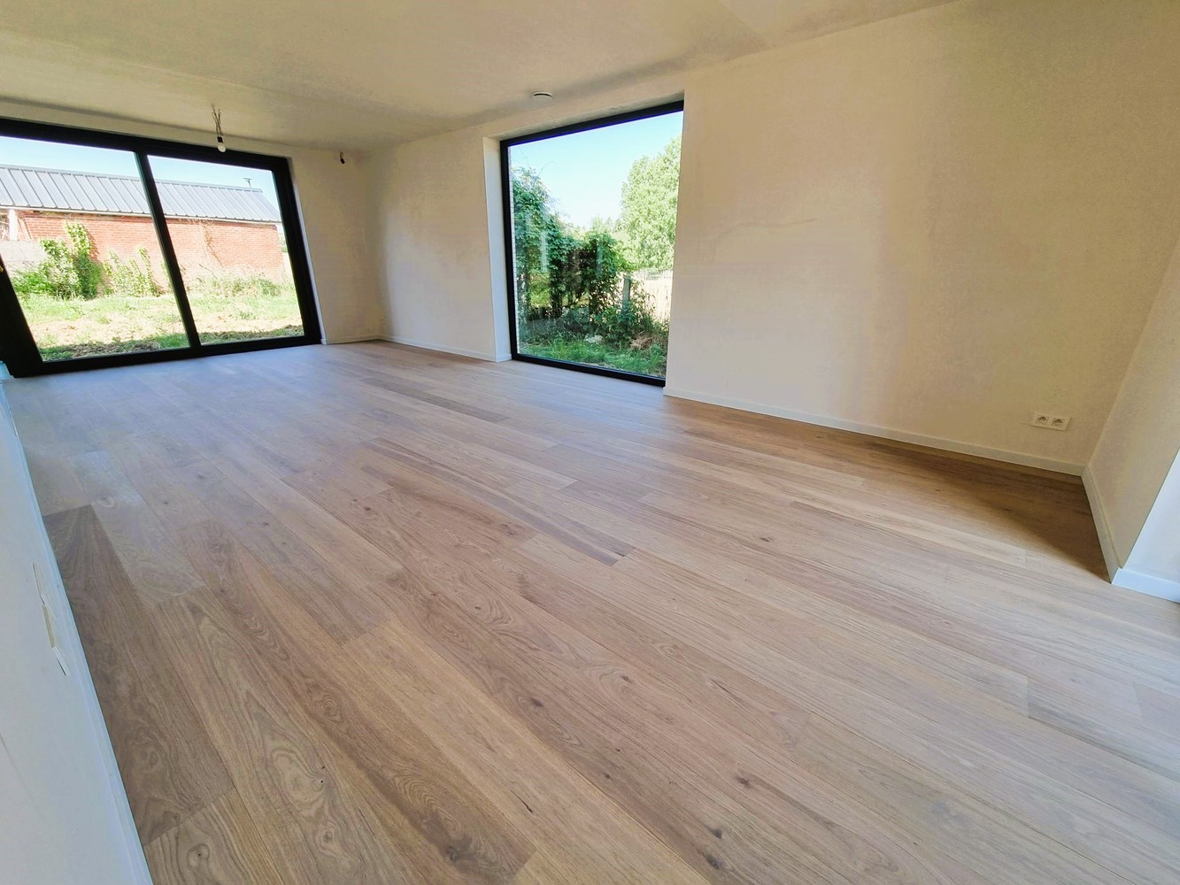 Prachtig, volledig afgewerkte nieuwbouw woning. Rustige ligging. - foto 4