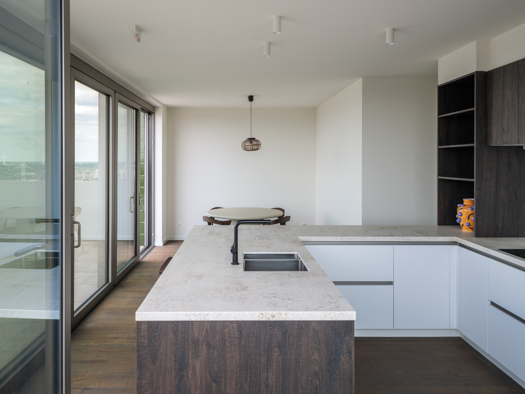 Penthouse met twee volwaardige slaapkamers en een uitzonderlijk terras met panoramisch zicht over Gent en zijn torens. - foto 4