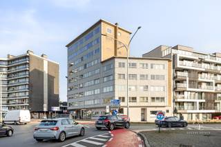 Dit appartement in Aalst wordt u exclusief te koop aangeboden door Access Estate. Maak jouw afspraak via sms of WhatsApp door te sturen naar via...