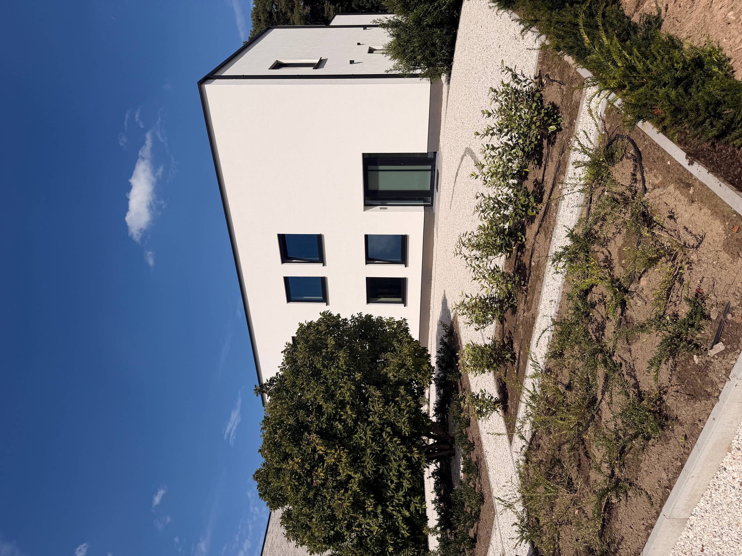Ruim gelijkvloers nieuwbouwappartement met tuin te Bocholt - foto 1
