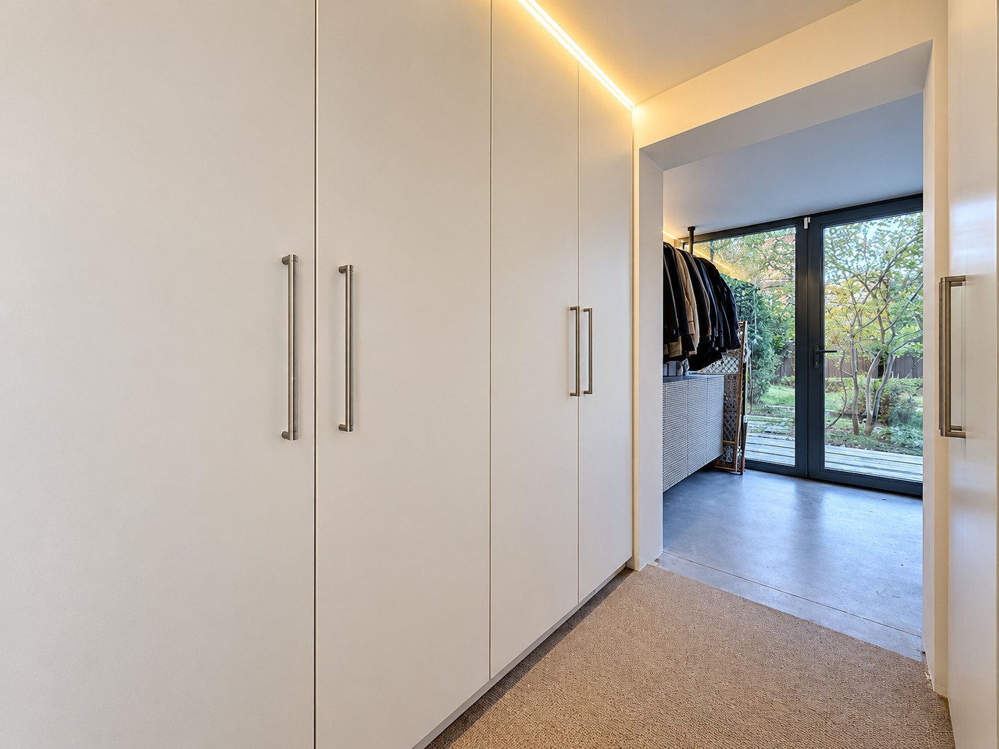 Strakke, lichtovergoten designwoning in rustige Altenawijk (EPC B) - foto 4