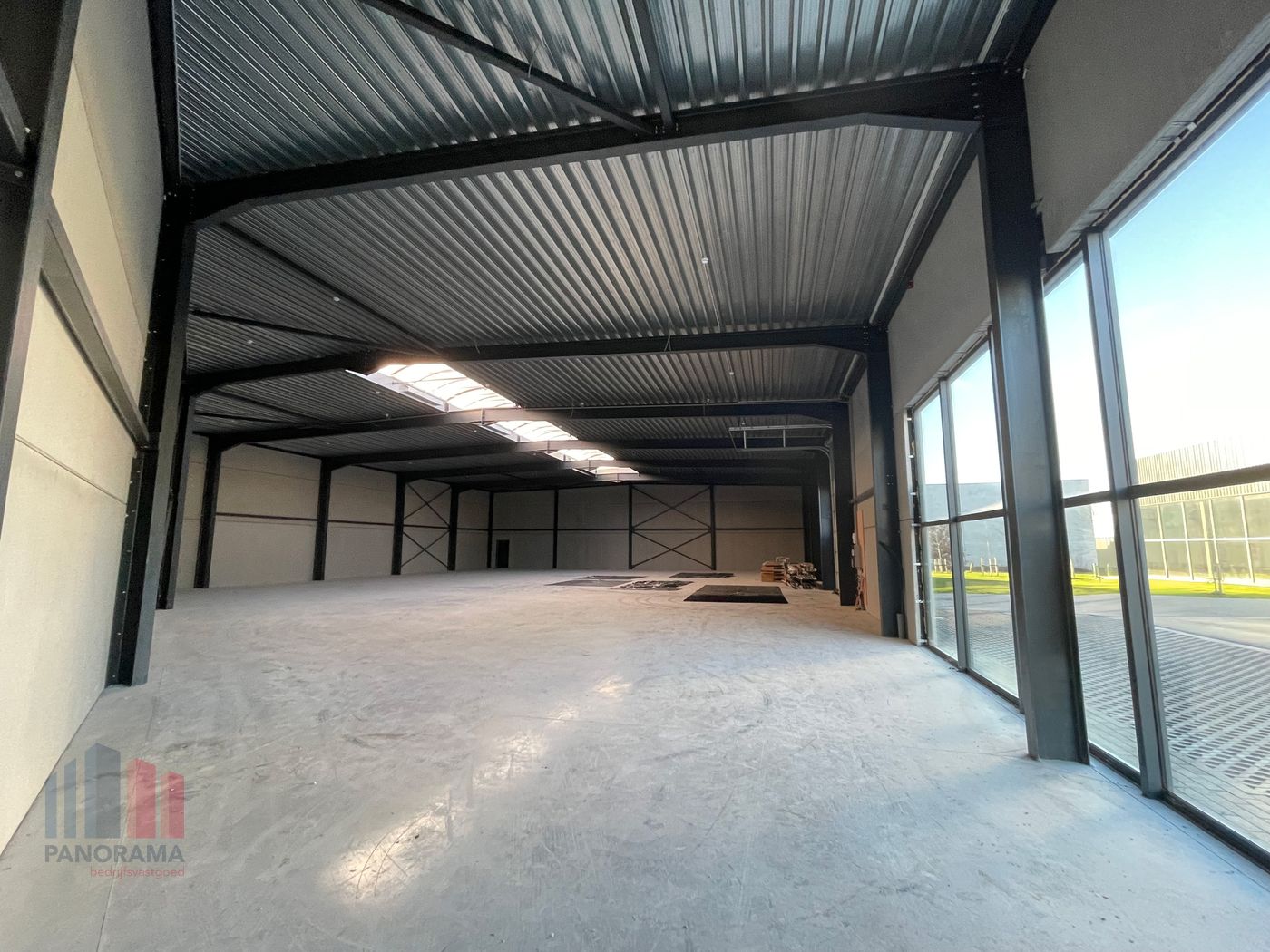 MAGAZIJN VAN 883 m² TE KOOP IN OOSTKAMP - foto 5