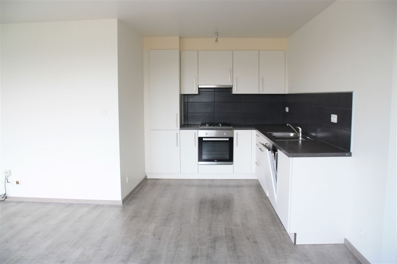 Apartment - photo 4